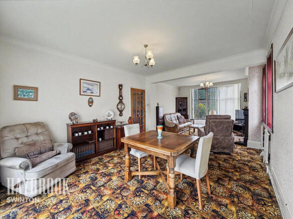 3 bed Detached for sale Image 8