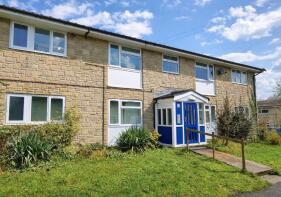 9, The Yews, Warminster BA12 6HT
