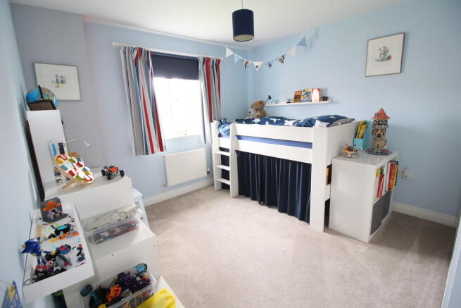 Photo 10