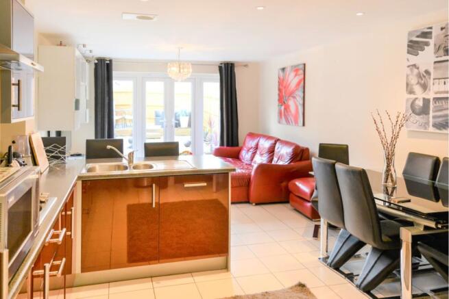 Kitchen/Family Room