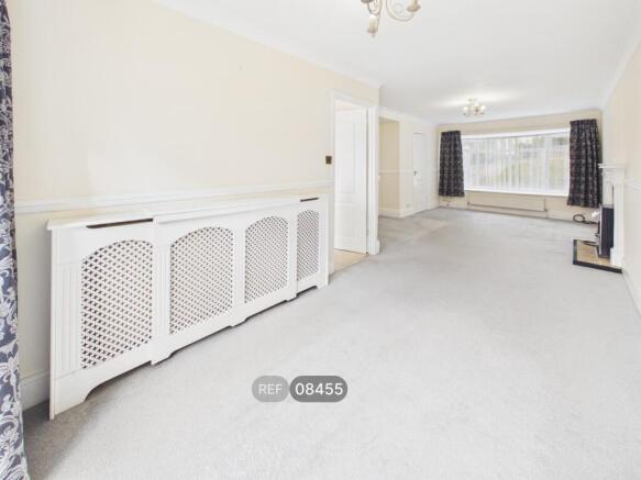 3 bed Semi-Detached to rent Image 4