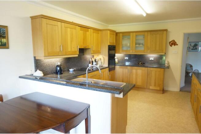 Kitchen / Breakfast