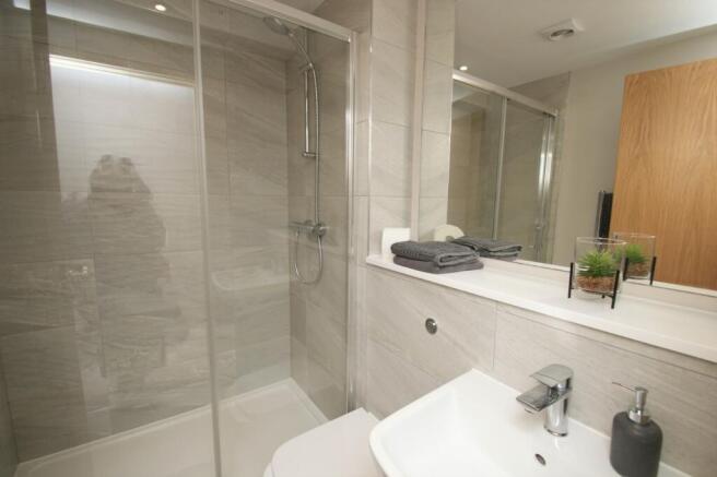 2 bed Flat to rent Image 7