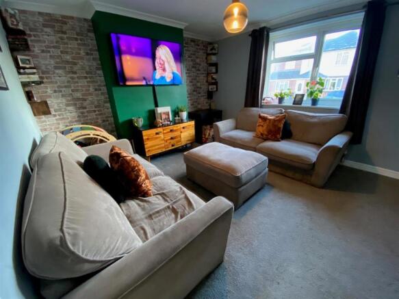 Living Rm.jpg