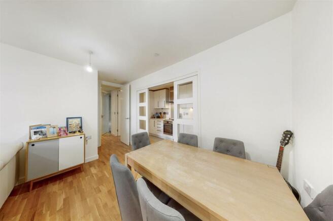 Flat 42, Elizabeth House - js9y5snjEH5KBshVd2DC.jp