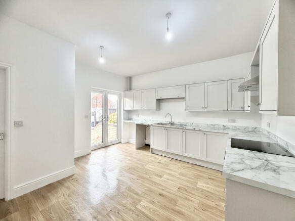 4 Bed Terrace for Rent