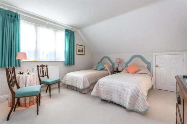 BEDROOM 3b.jpg