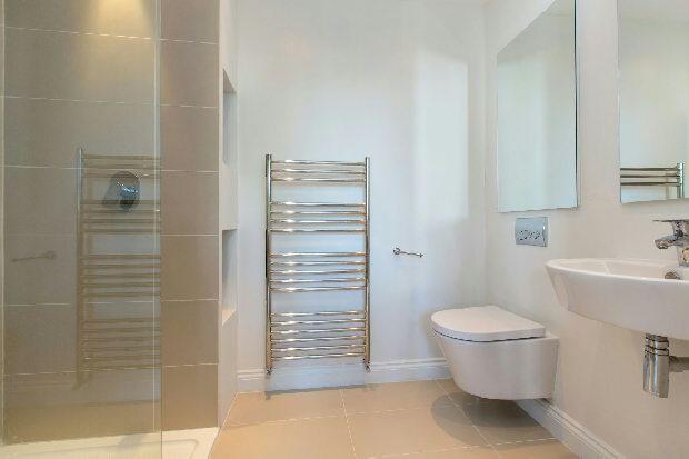 En Suite Shower Room