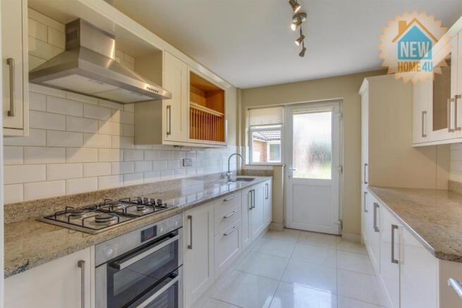 KITCHEN: