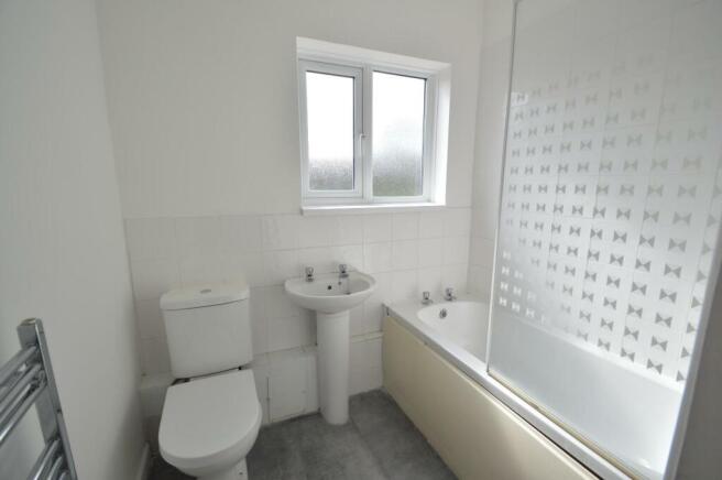 8 Orchard avenue new bathroom.JPG