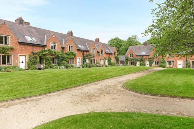 Manor Court - ...