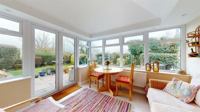 GARDEN ROOM