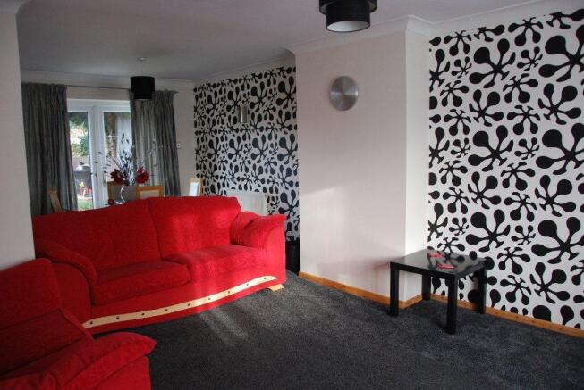 LOUNGE/DINER
