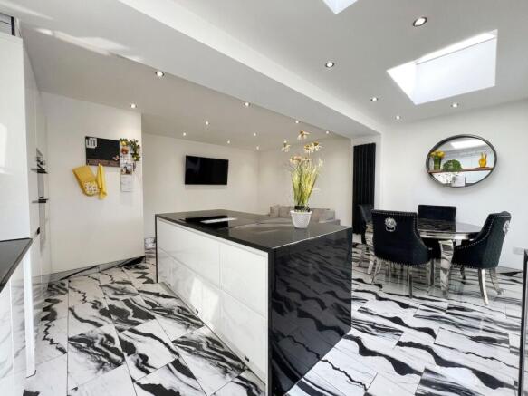 LIVING DINING KITCHEN