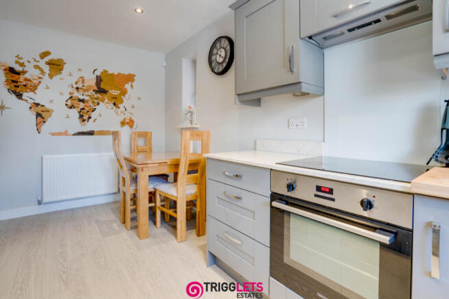 3 bed Semi-Detached for sale Image 5