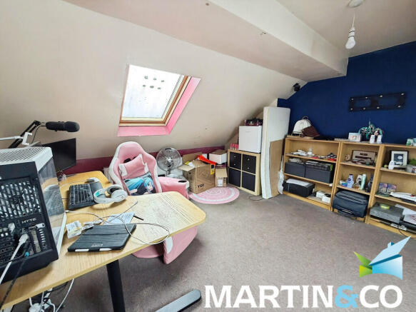 4 bed Terraced for sale Image 11