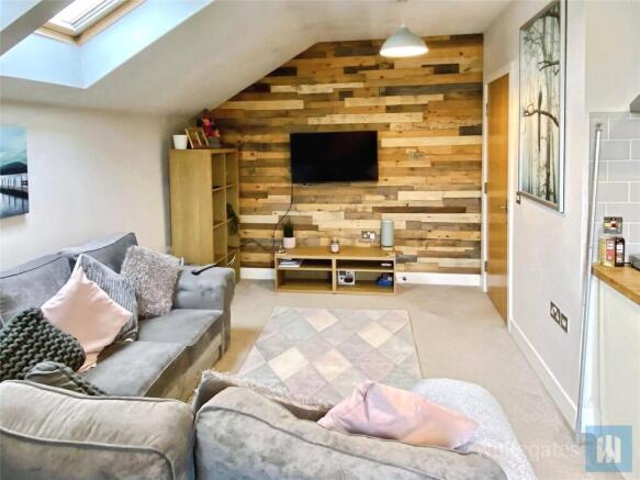 2 bed Apartment for sale Image 2