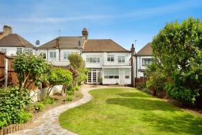30, Osidge Lane, Southgate, London N14 5JE
