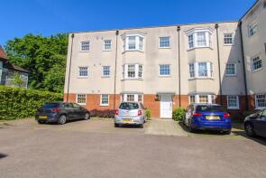 Flat 7, Darlington Court, Station Road, Harlow CM17 0DB