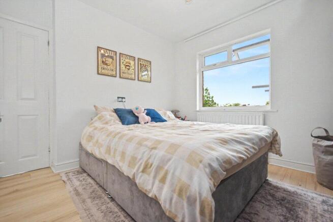 3 bed Semi-Detached for sale Image 12