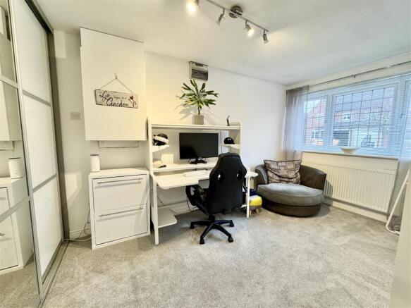 BEDROOM FIVE