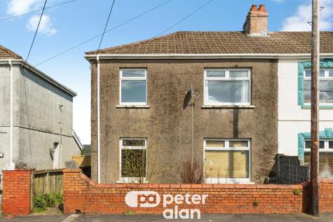 Moorlands, Dyffryn Cellwen, Neath