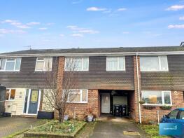 79, Hightown Gardens, Ringwood BH24 3EQ