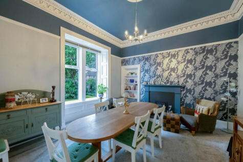 Abernethy House, Hareburn Road, Tillicoultry, FK13