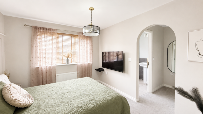 4 bed Detached for sale Image 9
