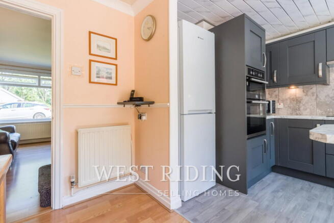 4 bed Semi-Detached for sale Image 12