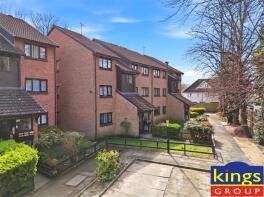 22, Sycamore Close, London N9 9XT