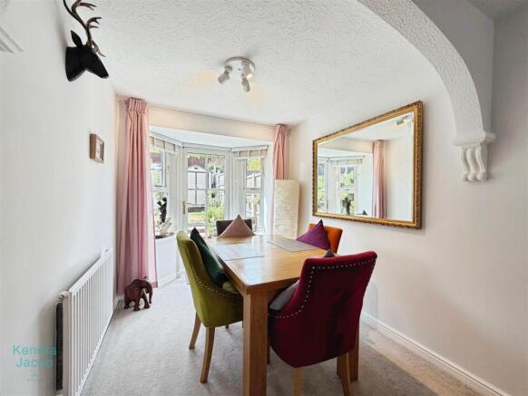 3 bed Detached for sale Image 4