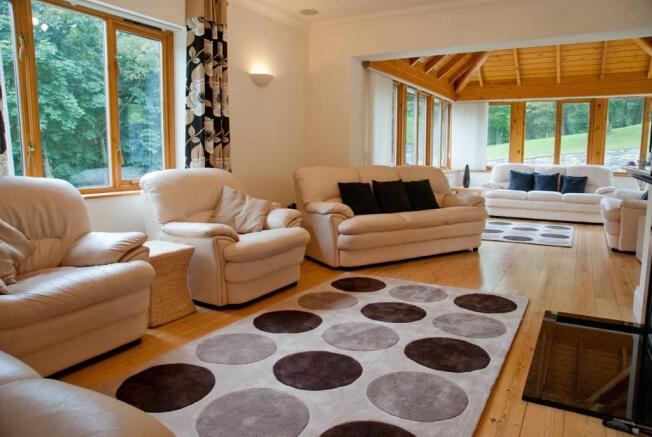 Open Plan Sitting...