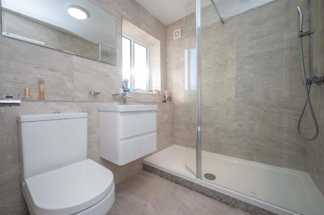 REFITTED EN SUITE