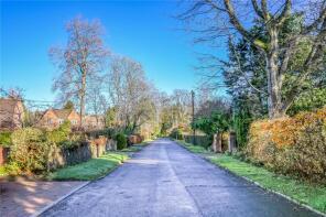 38 Elcombe House, The Fairway, Devizes SN10 5DX
