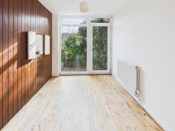 CAM02545G0-PR0574-STILL004