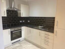 Flat 9, 383 York Towers, York Road, Leeds LS9 6FB