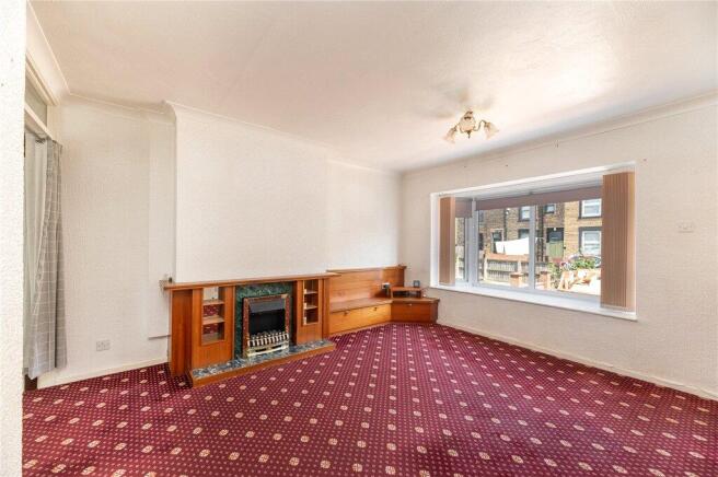 3 bed Town House for sale Image 4