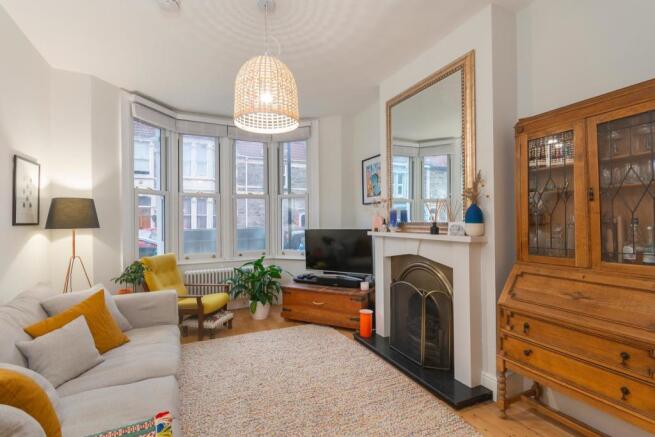 YELSROW02 - Living Room B.jpg