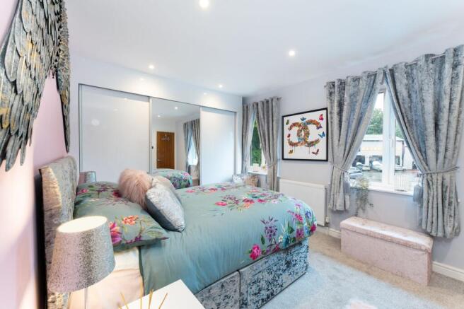 2 bed Semi-Detached for sale Image 8