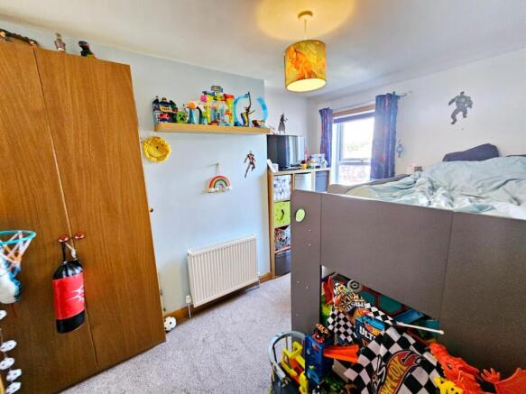 4 bed Terraced for sale Image 8