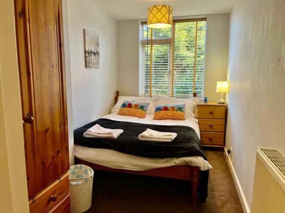 2 bed Apartment for sale Image 9