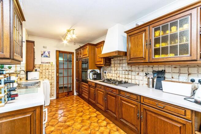 Kitchen/Breakfast Ro