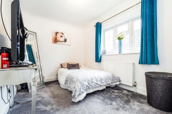 bedroom3.jpg
