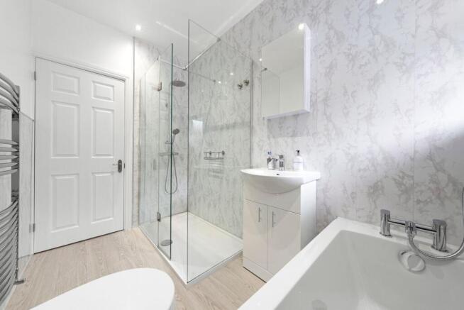 3 bed Semi-Detached for sale Image 11