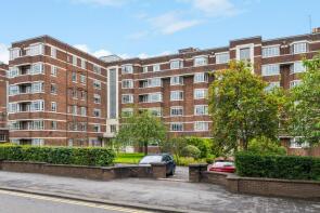 60, Kelvin Court, Glasgow G12 0AG