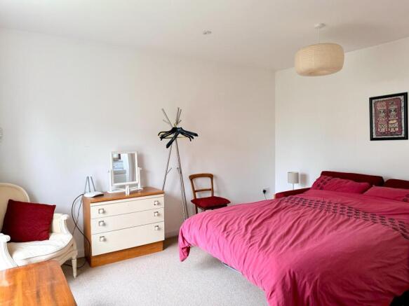 Coach House - Ground Floor Room