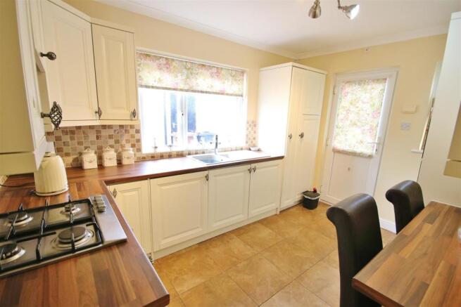 Kitchen/Breakfast Room