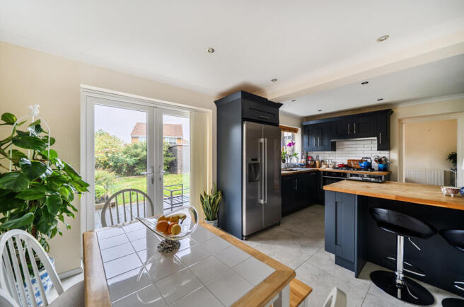 Delamere Drive, Stratton, Swindon photo 4