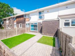 134, Woolmer Green, Laindon, Basildon SS15 5LR